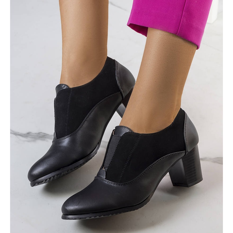 BM Zapatos negros con cordones en el puesto Corder 1