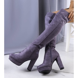 PA1 Botas de ante gris en el puesto de Titus. 1