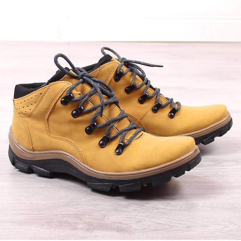 Botas trekking altas hombre camel Kornecki 6717 marrón 1