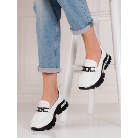 Zapatos blancos de mujer fabricados en piel Shelovet 1