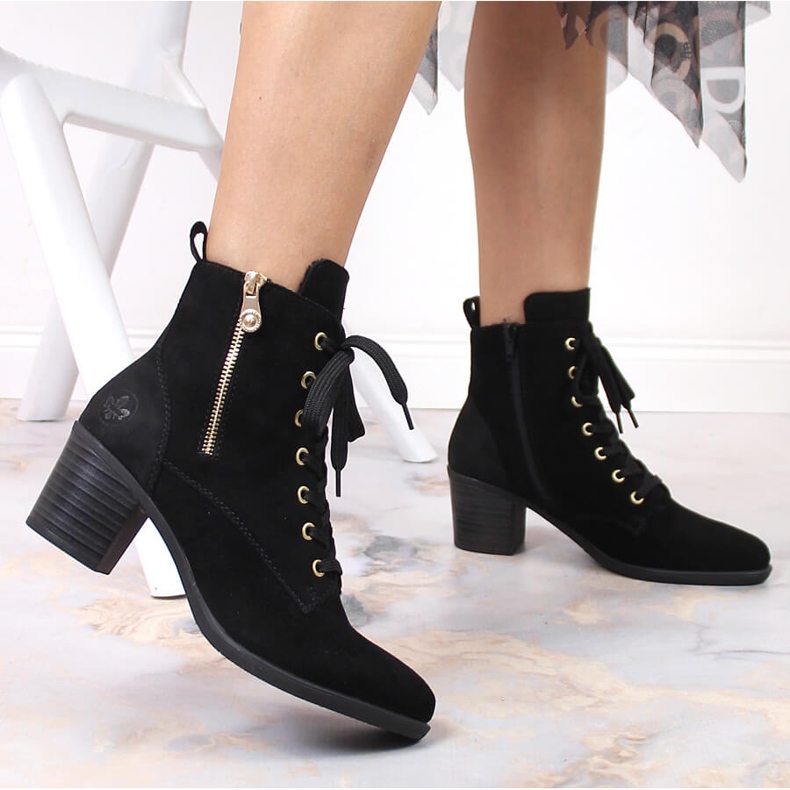 Botas negras Rieker Y2022-00 de piel de ante en el poste negro 2
