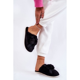 Pantuflas Mujer Castello Pelo Negro Con Pompones 5