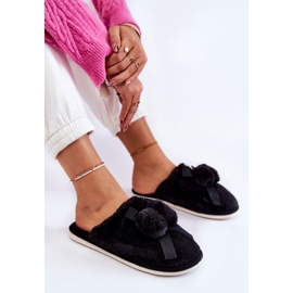 Pantuflas Mujer Castello Pelo Negro Con Pompones 6