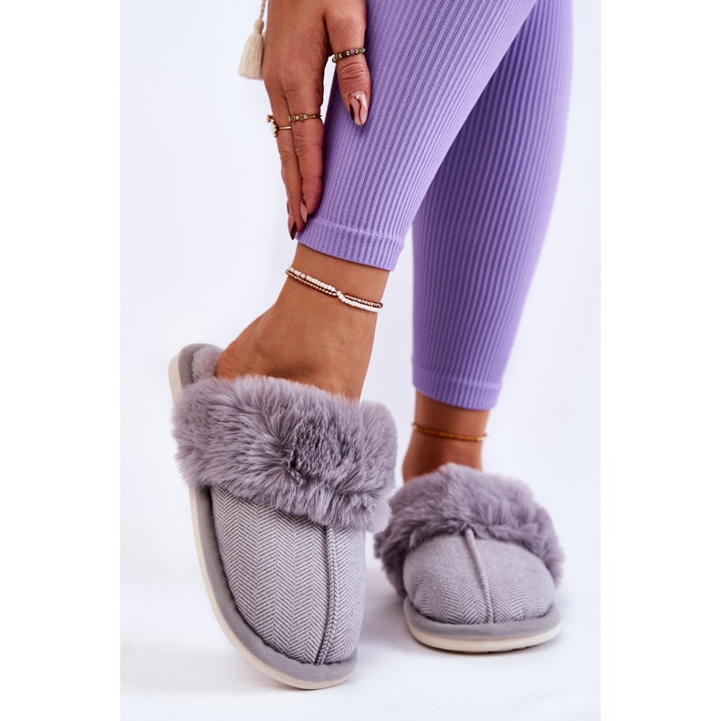 Pantuflas Cálidas De Mujer Con Pelo Franco Gris 1