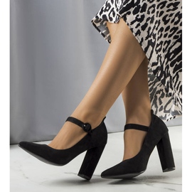 BM Zapatos negros con correa Kaiser 1 BM Zapatos negros con correa Kaiser 1