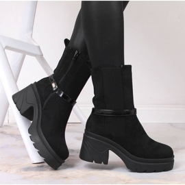 Botines Chelsea en el poste, con aislamiento de ante Jezzi W JEZ382A negro 3