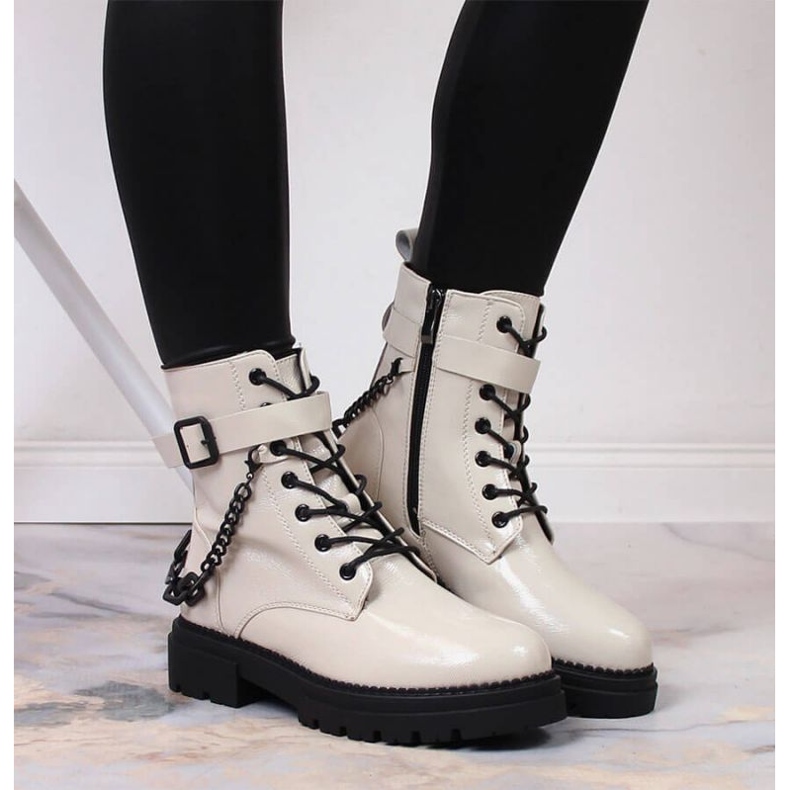 Botas lacadas con cadena insuladas Laura La.Fi W PMR28 beige 2