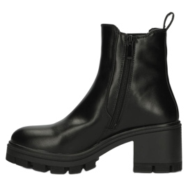 Botas Jodhpur en el poste aisladas Filippo W PAW394 negro 1