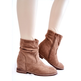 S.Barski Botas de gamuza de moda en una cuña oculta Beige Finney 3 S.Barski Botas de gamuza de moda en una cuña oculta Beige Finney 3