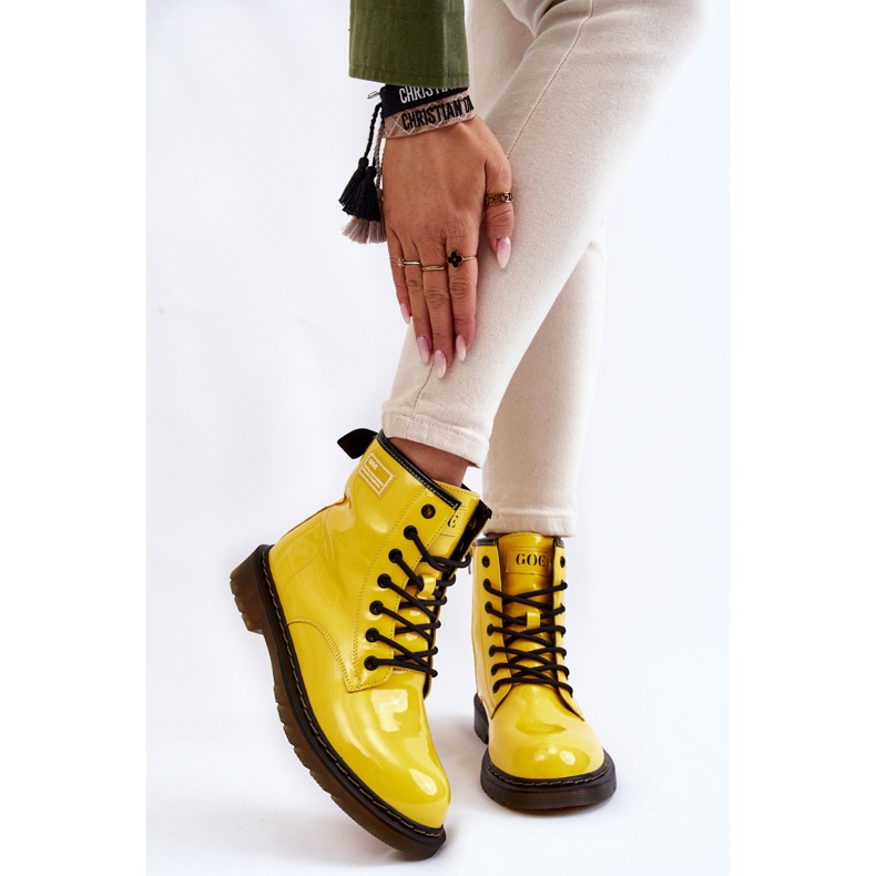 Botas Insuladas Lacadas Mujer GOE II2N4054 Amarillo 1