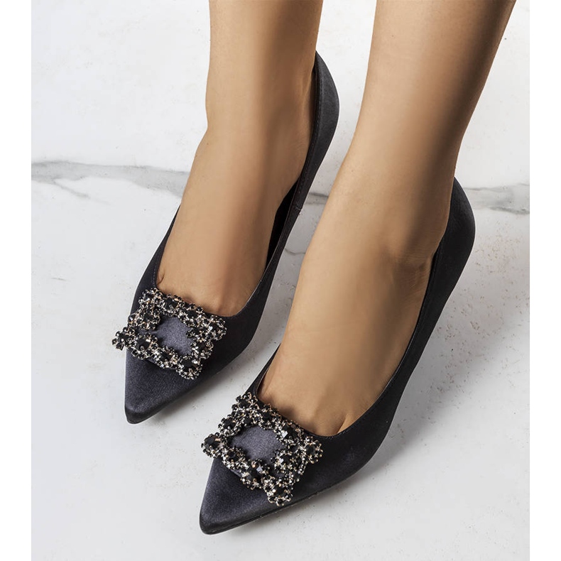 BM Zapatos negros de tacón alto de Lukis 1