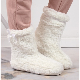 BM Babuchas altas aislantes de pelo blanco para mujer Stella crudo 7