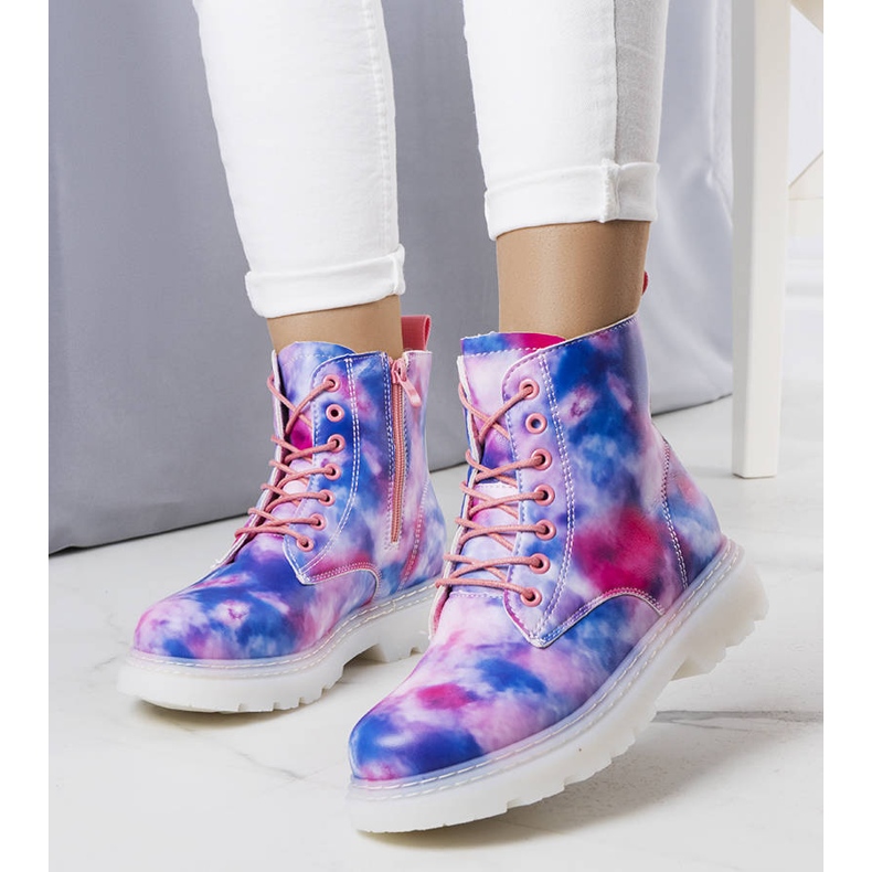 Botas coloridas con aislamiento de Amarel azul 1 Botas coloridas con aislamiento de Amarel azul 1