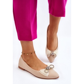 Bailarinas De Mujer En Punta Con Lazo Decorativo Beige Luminoso 4