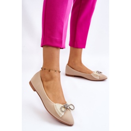Bailarinas De Mujer En Punta Con Lazo Decorativo Beige Luminoso 2