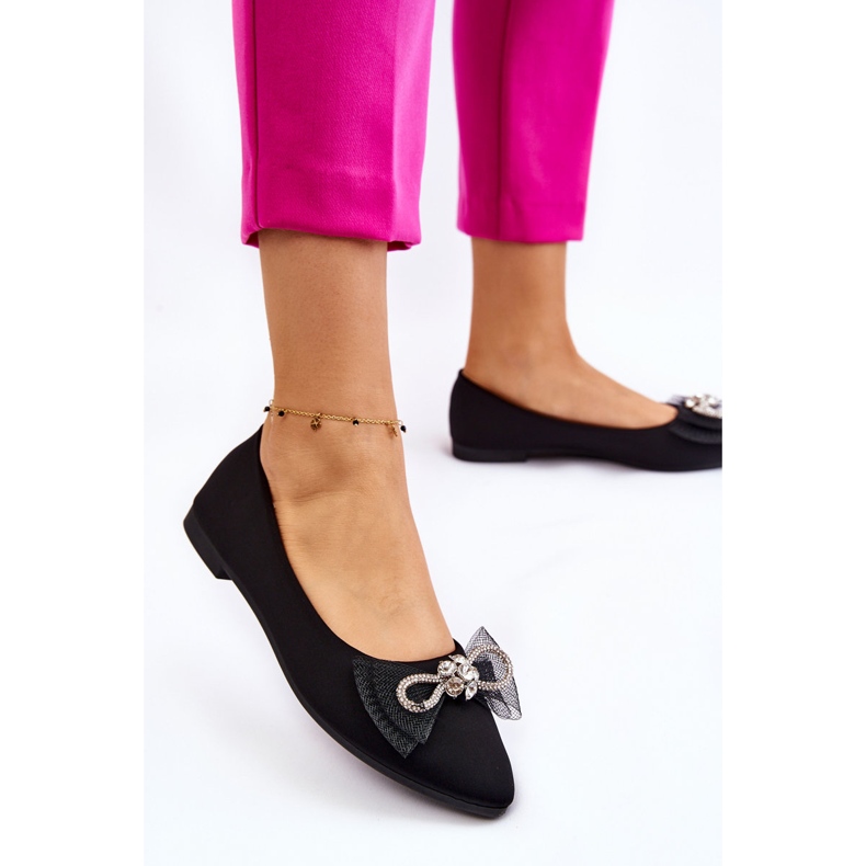 PS1 Bailarinas De Mujer En Punta Con Lazo Decorativo Negro Luminoso 2