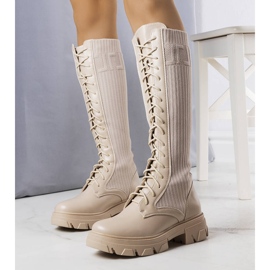 BM Botas beige con cordones de Montis 1