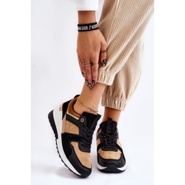 PG1 Zapatillas clásicas de cuña Collide en beige y negro 1