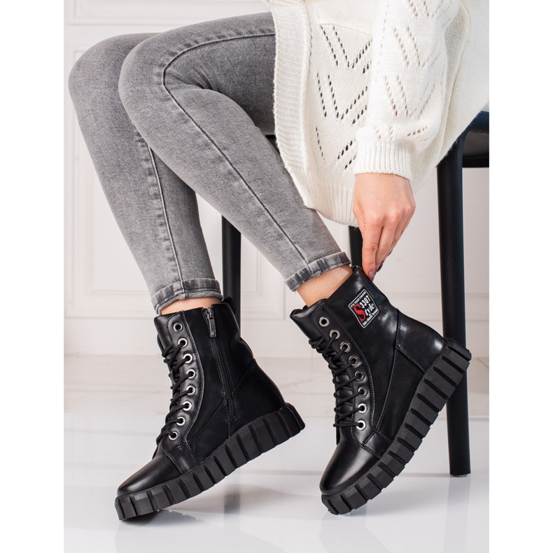 W. Potocki Trabajadoras en la plataforma Shelovet negro 1