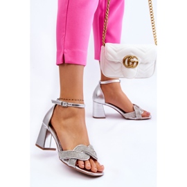 PA1 Sandalias De Tacón Bajo Con Pedrería Plata Monra 2