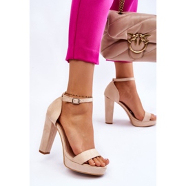 Sandalias Ante Tacón Espectacular Beige 2
