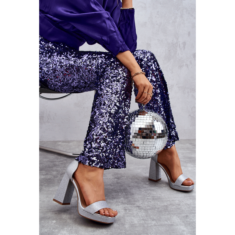 Sandalias brillantes en un tacón Calmi plateado masivo plata 1