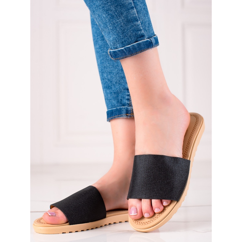 TRENDI Pantuflas con purpurina negro 1