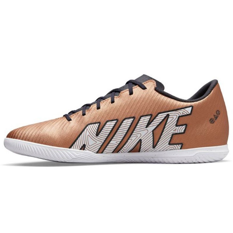 Nike Mercurial Vapor 15 Club Qatar Ic M DR5951 810 zapatos de fútbol marrón dorado dorado 1