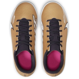 Nike Mercurial Vapor 15 Club Qatar Ic Jr DR6051 810 zapatos de fútbol marrón dorado dorado 2