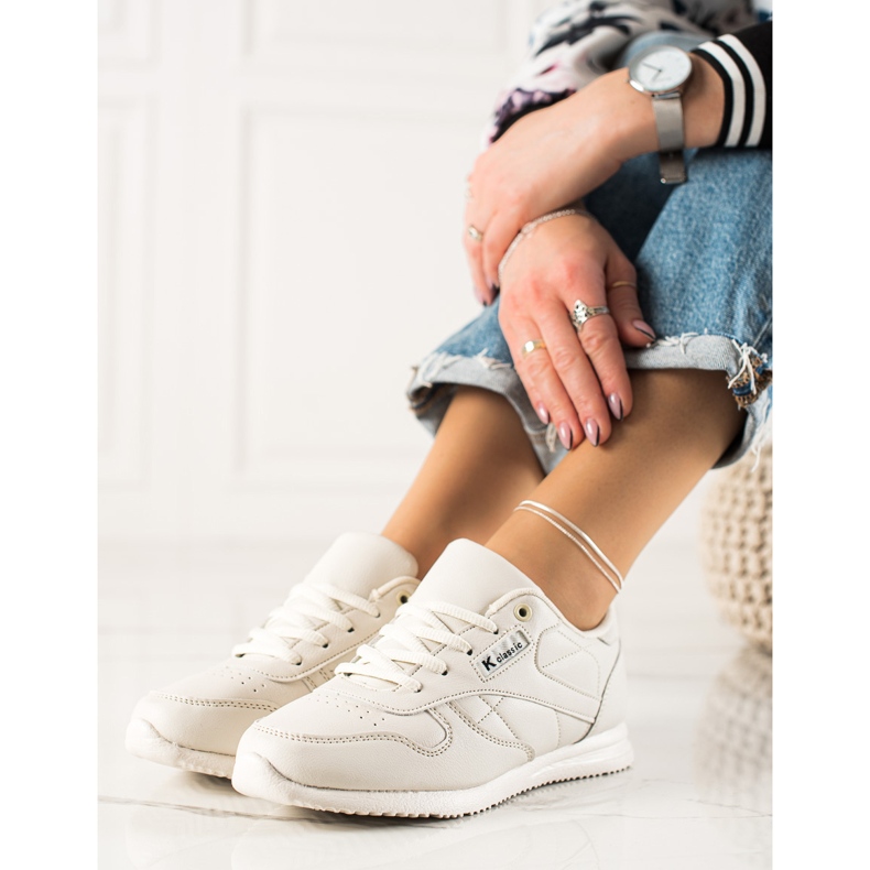 TRENDI Zapatos deportivos clásicos beige 1