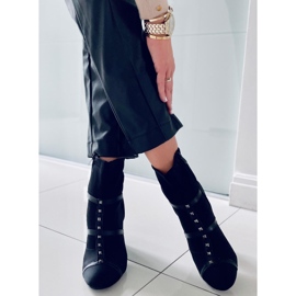 BM Tacones negros Shelley 3