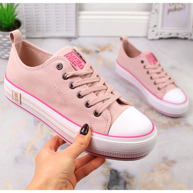 Zapatillas de mujer en la plataforma de color rosa polvo Big Star LL274181 rosado 1