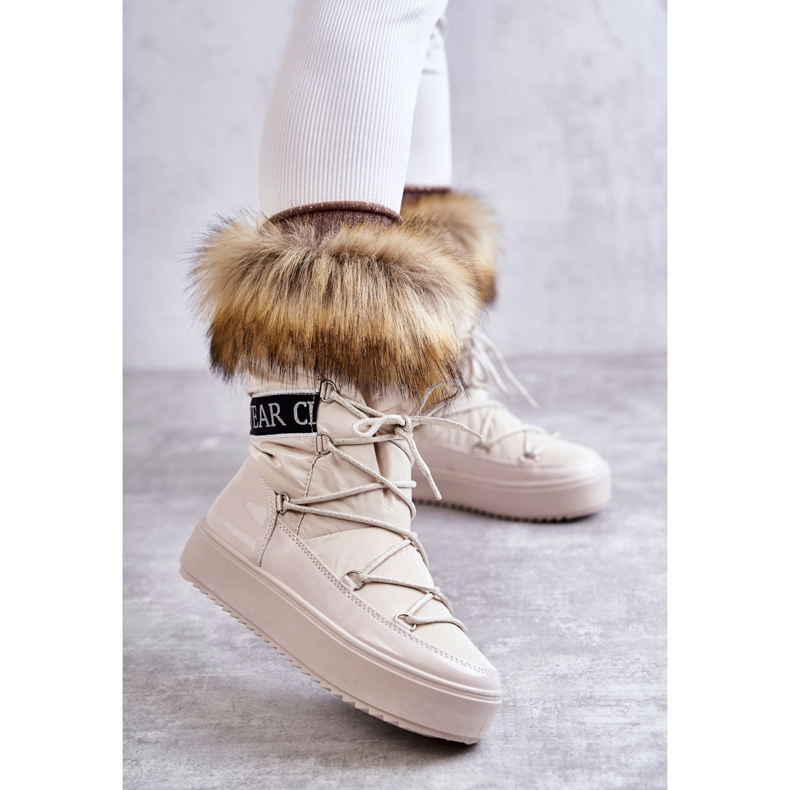 Botas de nieve con ataduras de beige de las mujeres 1