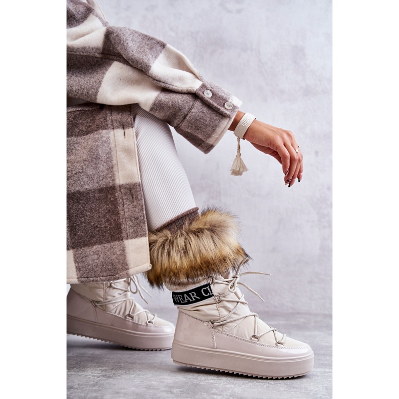 Botas de nieve con ataduras de beige de las mujeres 4