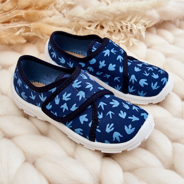 BEFADO S.A. Pantuflas Infantiles Befado Huellas de un Dinosaurio 974X476 Azul Marino 1