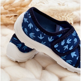BEFADO S.A. Pantuflas Infantiles Befado Huellas de un Dinosaurio 974X476 Azul Marino 3