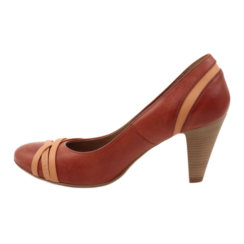 Bombas de cuero para mujeres 1392 marrón decorado con rayas de edeo 1