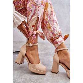 PS2 Bombas De Gamuza En Tacones Gruesos Y Plataforma Beige Diame 7