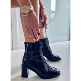 BM Botines de tacón lacado Aubrey Black negro 2