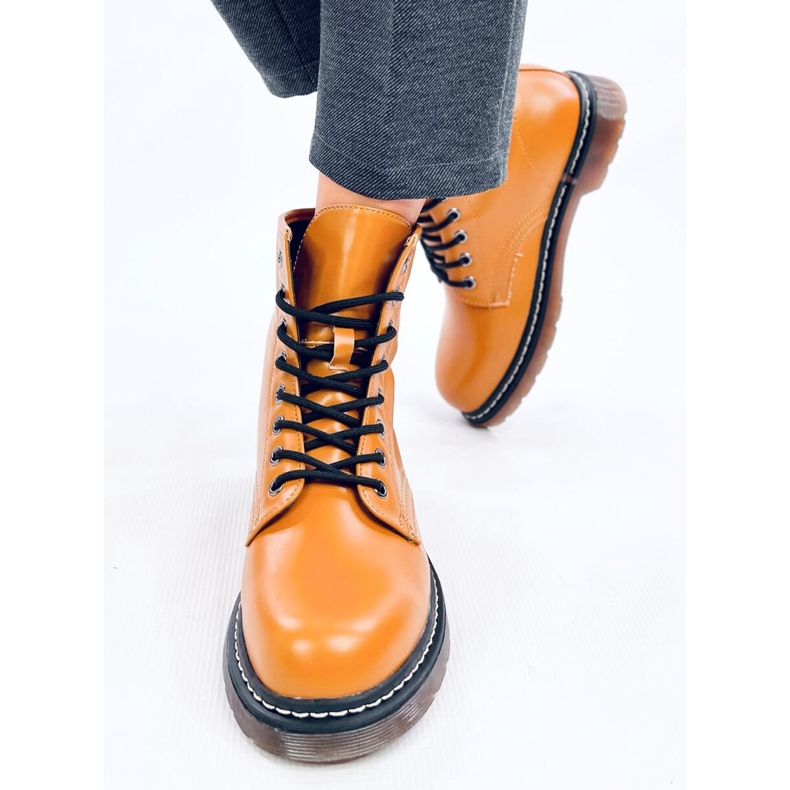 Botas bovver Carol amarillas marrón 1