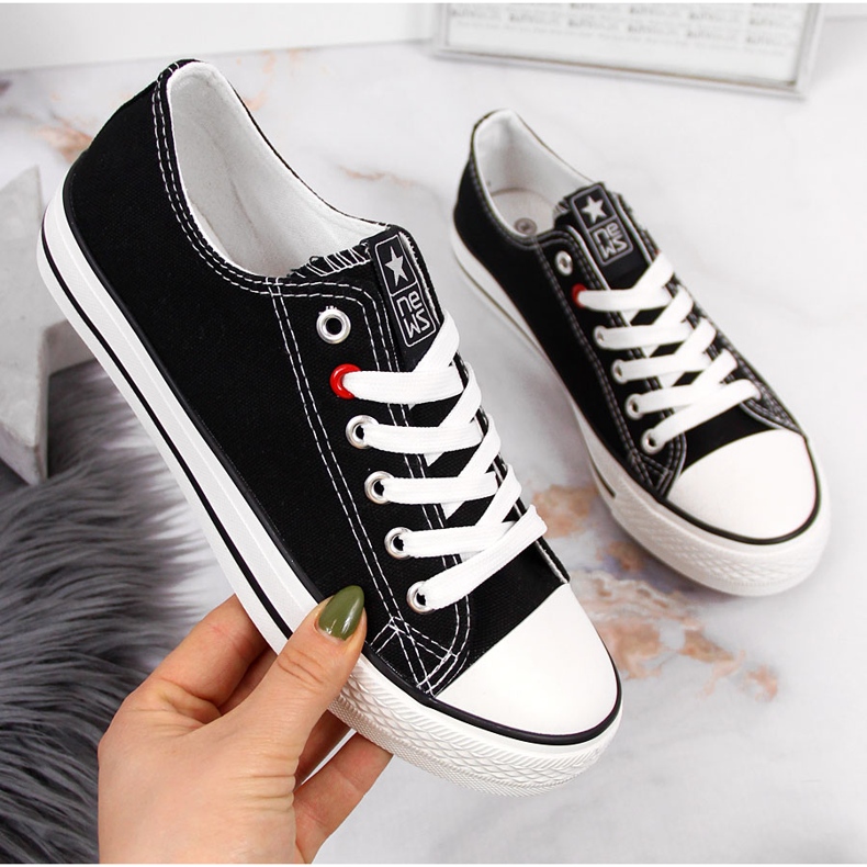 News Deportivas bajas de tejido negro NOVEDADES 2