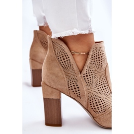 PM1 Botas Tacón Ante Calado Beige Leanna 11