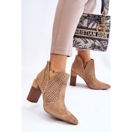 Botas Tacón Alto Caladas Ante Ante Beige Genevi 5