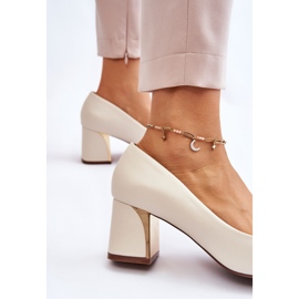 PS1 Bombas Elegantes En Un Talón Beige Emma 7