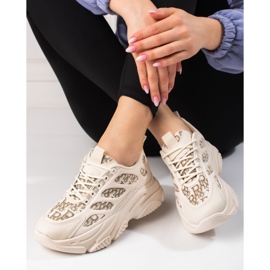 Zapatillas de mujer Shelovet con suela gruesa beige. 1