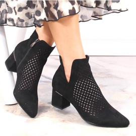 Botines mujer ante calado negro Vinceza 10892 1