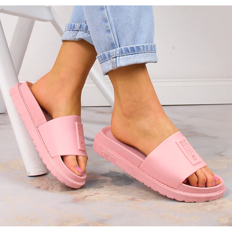 Pantuflas de mujer con plataforma rosa empolvado Big Star LL274425 rosado 2
