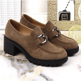 Zapatos de salón ante marrón con cadena Vinceza 10921 6