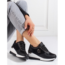 Deportivas de mujer con cuña Shelovet en negro 1