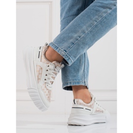 Deportivas de mujer Shelovet blancas con suela gruesa beige blanco dorado 2